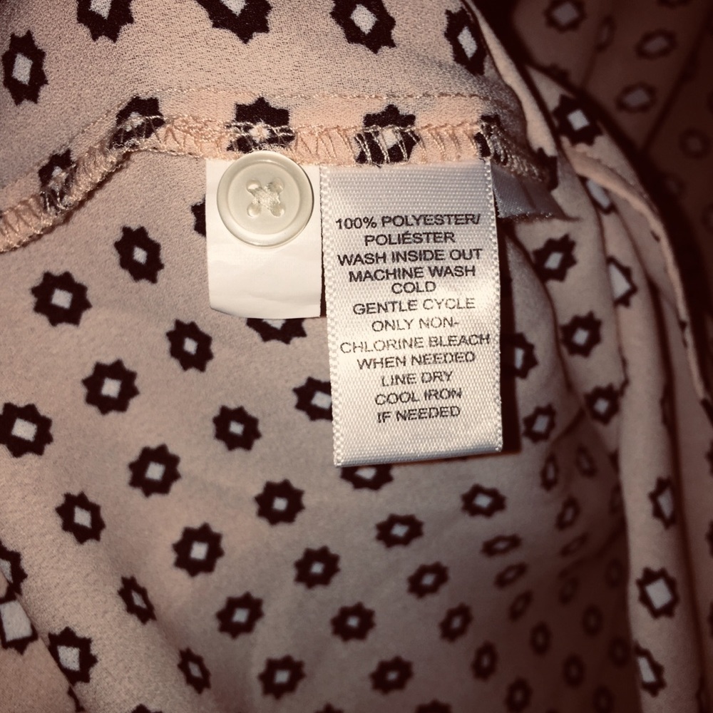 LOFT Soft Pink Patterned Blouse size M - Picture 4 of 6